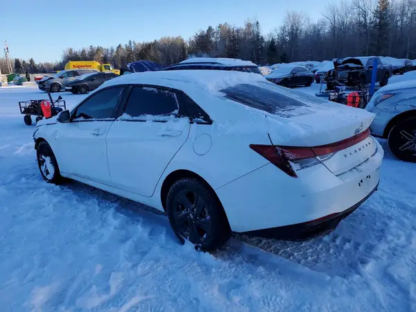 KMHLM4AG0PU578926 2023 HYUNDAI ELANTRA - Image 2