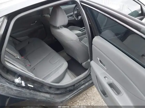 KMHLM4AG0PU580014 2023 HYUNDAI ELANTRA - Image 8