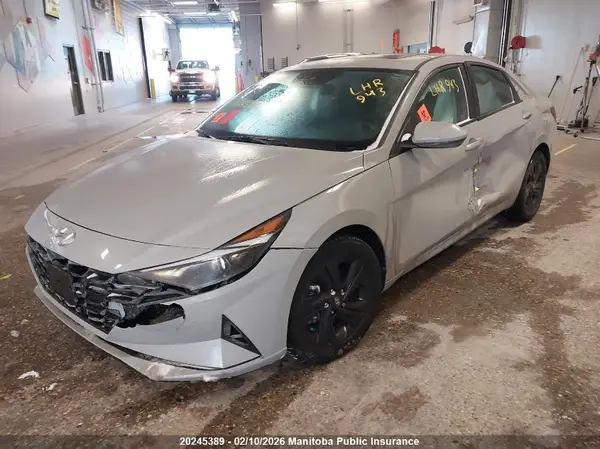 KMHLM4AG0PU581177 2023 HYUNDAI ELANTRA - Image 2
