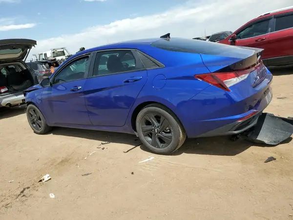KMHLM4AG0PU582359 2023 HYUNDAI ELANTRA - Image 2