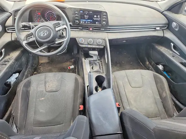 KMHLM4AG0PU583835 2023 HYUNDAI ELANTRA - Image 8
