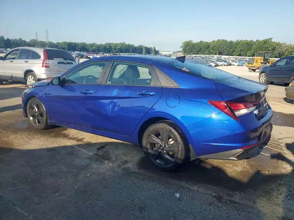 KMHLM4AG0PU599047 2023 HYUNDAI ELANTRA - Image 2