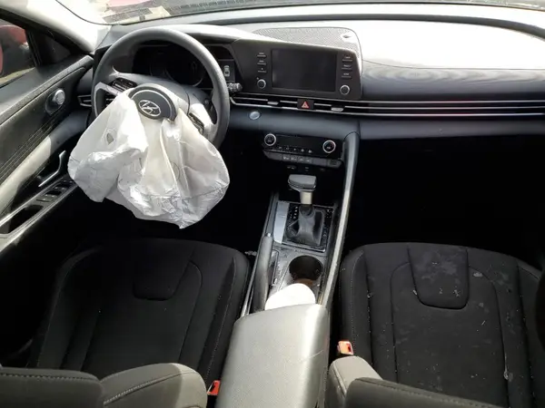 KMHLM4AG0PU599873 2023 HYUNDAI ELANTRA - Image 8