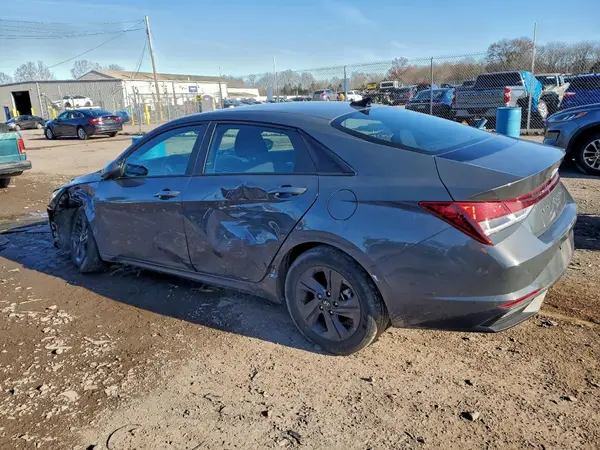 KMHLM4AG0PU600682 2023 HYUNDAI ELANTRA - Image 2