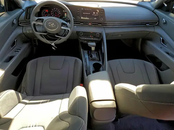 KMHLM4AG0PU603260 2023 HYUNDAI ELANTRA - Image 8