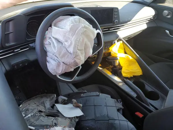KMHLM4AG0PU603680 2023 HYUNDAI ELANTRA - Image 8