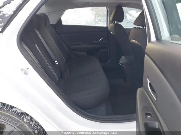 KMHLM4AG0PU613268 2023 HYUNDAI ELANTRA - Image 8