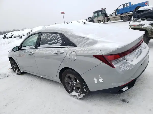 KMHLM4AG0PU624285 2023 HYUNDAI ELANTRA - Image 2