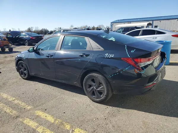 KMHLM4AG0PU629549 2023 HYUNDAI ELANTRA - Image 2