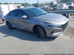 KMHLM4AG0PU632452 2023 HYUNDAI ELANTRA