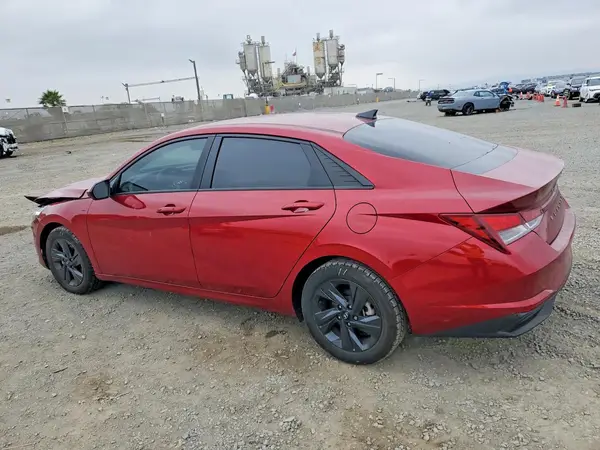 KMHLM4AG0PU632533 2023 HYUNDAI ELANTRA - Image 2