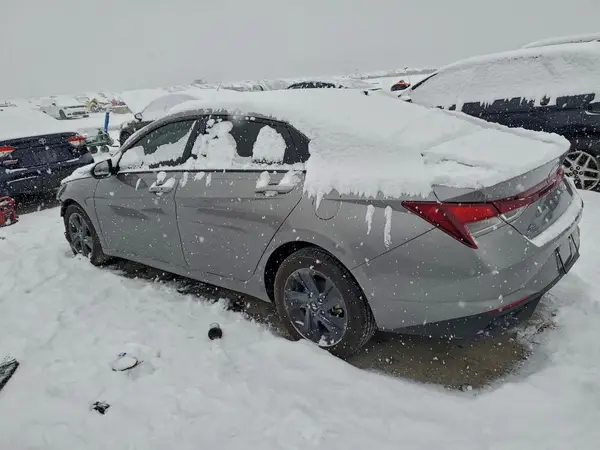 KMHLM4AG1MU068922 2021 HYUNDAI ELANTRA - Image 2