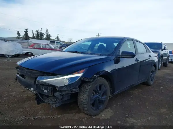 KMHLM4AG1MU090242 2021 HYUNDAI ELANTRA - Image 2