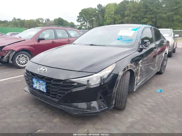 KMHLM4AG1MU096705 2021 HYUNDAI ELANTRA - Image 2