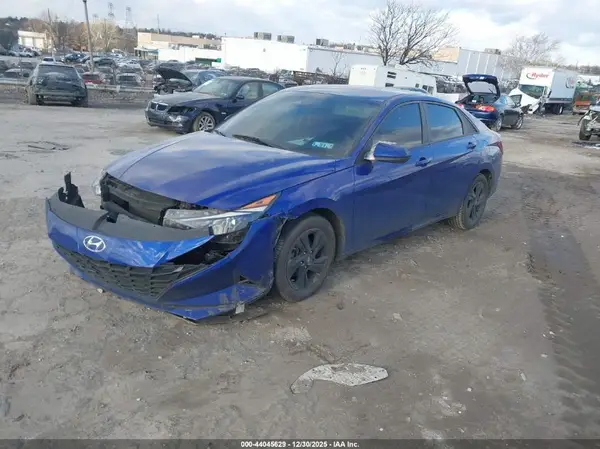 KMHLM4AG1MU117679 2021 HYUNDAI ELANTRA - Image 2