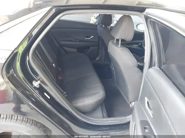 KMHLM4AG1MU120422 2021 HYUNDAI ELANTRA - Image 8