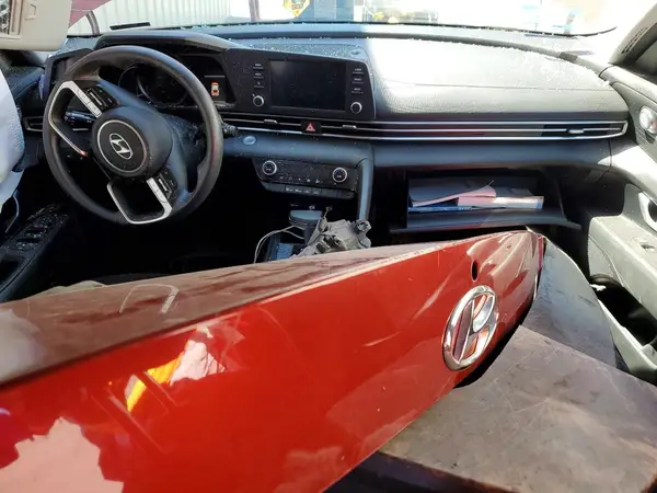 KMHLM4AG1MU131758 2021 HYUNDAI ELANTRA - Image 8