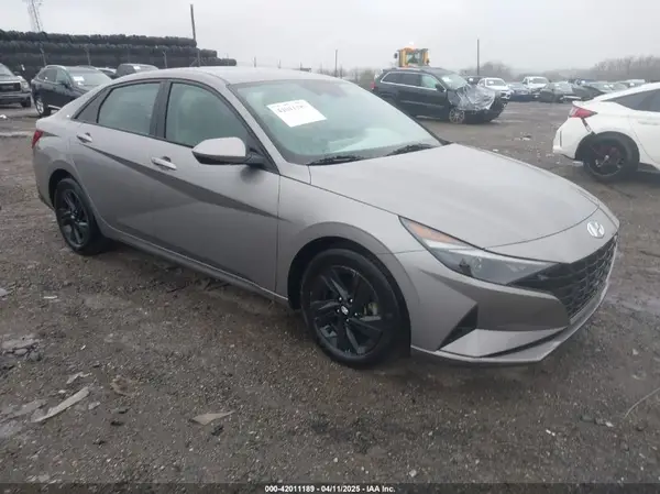 KMHLM4AG1MU141111 2021 HYUNDAI ELANTRA - Image 1