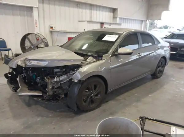 KMHLM4AG1MU141903 2021 HYUNDAI ELANTRA - Image 2