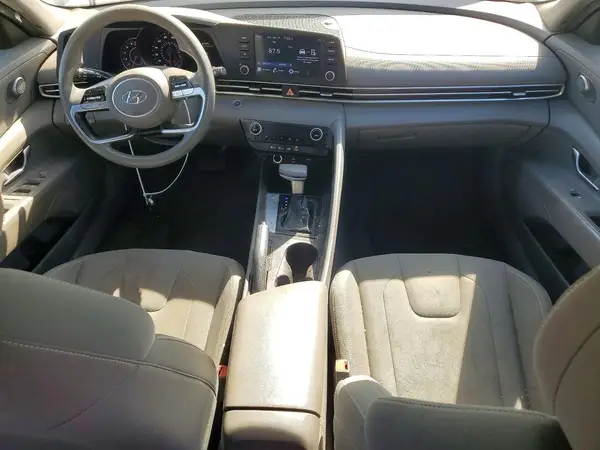 KMHLM4AG1MU141917 2021 HYUNDAI ELANTRA - Image 8