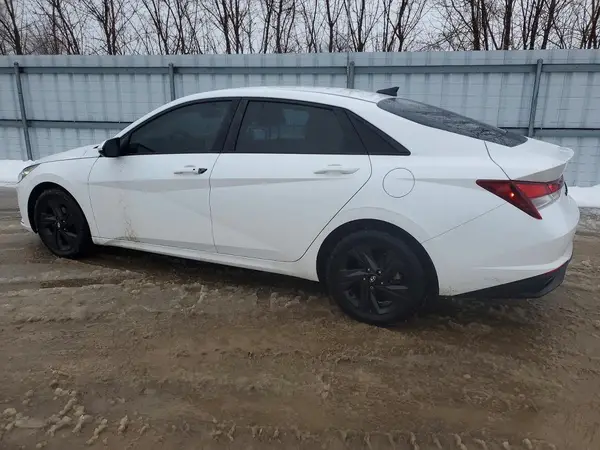 KMHLM4AG1MU194584 2021 HYUNDAI ELANTRA - Image 2
