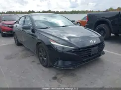 KMHLM4AG1NU215208 2022 HYUNDAI ELANTRA