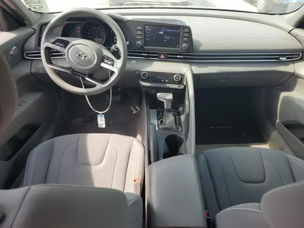 KMHLM4AG1NU239461 2022 HYUNDAI ELANTRA - Image 8