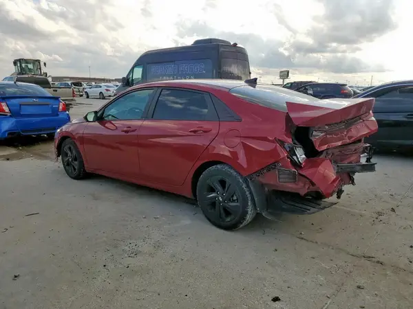 KMHLM4AG1NU291754 2022 HYUNDAI ELANTRA - Image 2