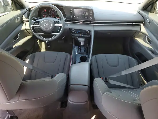KMHLM4AG1NU312487 2022 HYUNDAI ELANTRA - Image 8