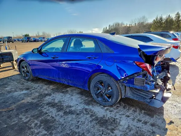 KMHLM4AG1NU316765 2022 HYUNDAI ELANTRA - Image 2