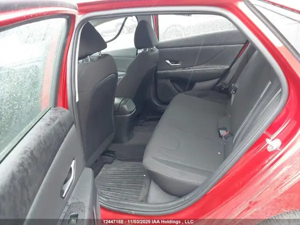 KMHLM4AG1NU318239 2022 HYUNDAI ELANTRA - Image 8