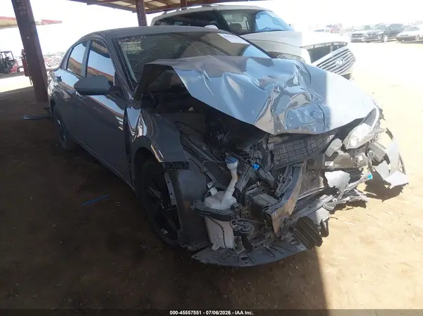KMHLM4AG1NU322274 2022 HYUNDAI ELANTRA - Image 1