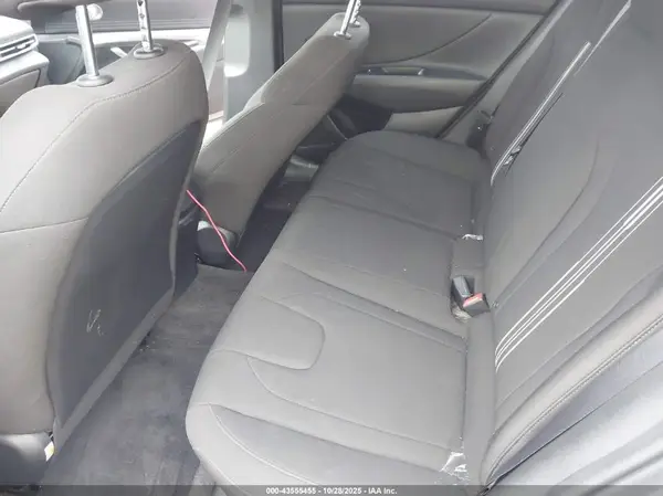 KMHLM4AG1NU323361 2022 HYUNDAI ELANTRA - Image 8