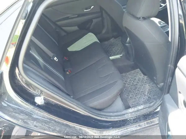 KMHLM4AG1NU325577 2022 HYUNDAI ELANTRA - Image 8