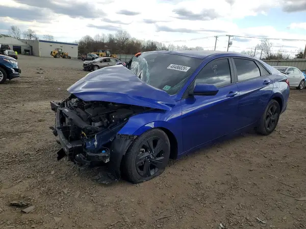 KMHLM4AG1NU332819 2022 HYUNDAI ELANTRA - Image 1
