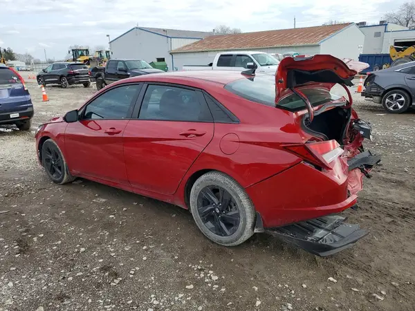 KMHLM4AG1NU343917 2022 HYUNDAI ELANTRA - Image 2