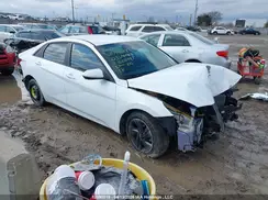 KMHLM4AG1NU350849 2022 HYUNDAI ELANTRA