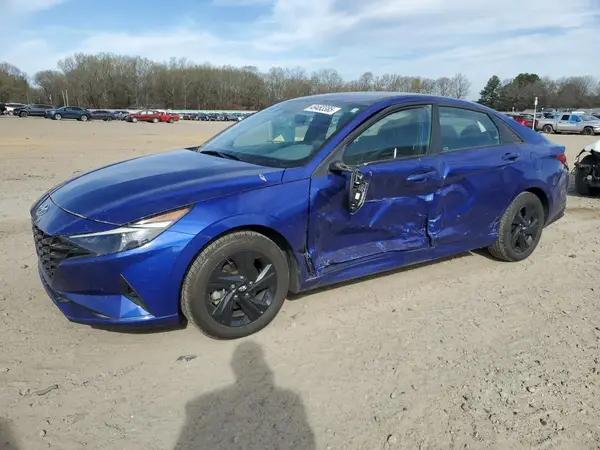 KMHLM4AG1NU353315 2022 HYUNDAI ELANTRA - Image 1