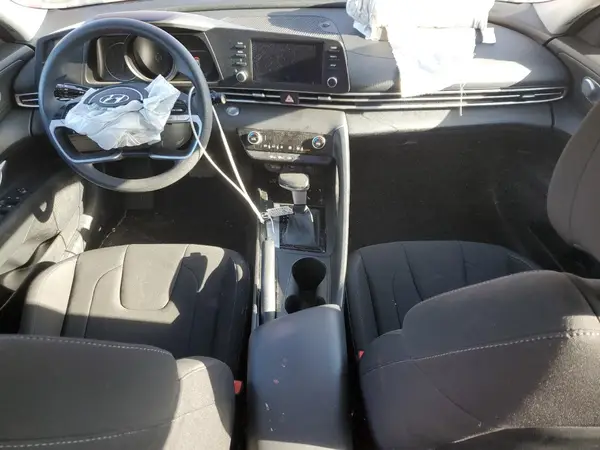 KMHLM4AG1NU356389 2022 HYUNDAI ELANTRA - Image 8