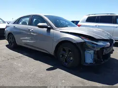 KMHLM4AG1NU357400 2022 HYUNDAI ELANTRA