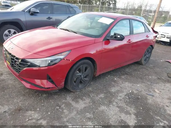 KMHLM4AG1PU371199 2023 HYUNDAI ELANTRA - Image 2