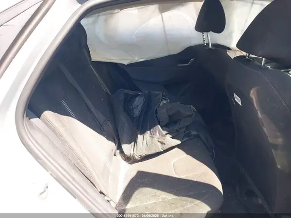 KMHLM4AG1PU374541 2023 HYUNDAI ELANTRA - Image 8