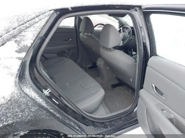 KMHLM4AG1PU381747 2023 HYUNDAI ELANTRA - Image 8