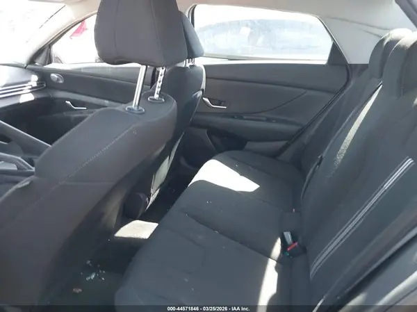 KMHLM4AG1PU381957 2023 HYUNDAI ELANTRA - Image 8