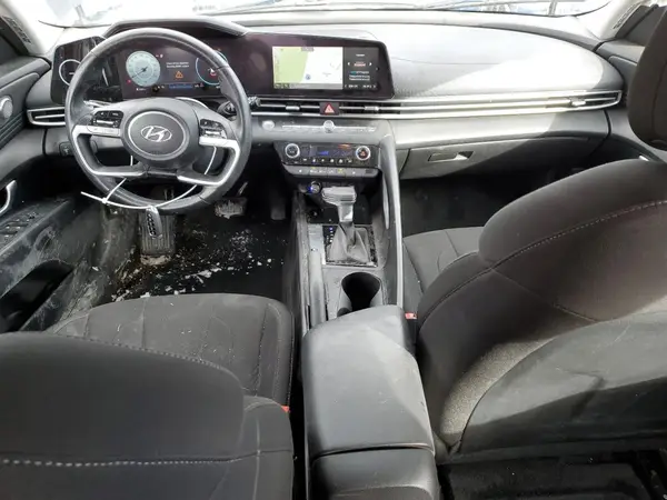 KMHLM4AG1PU383594 2023 HYUNDAI ELANTRA - Image 8