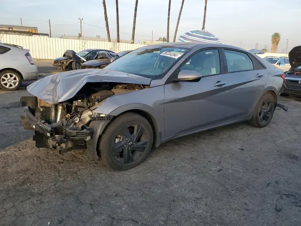 KMHLM4AG1PU390822 2023 HYUNDAI ELANTRA - Image 1