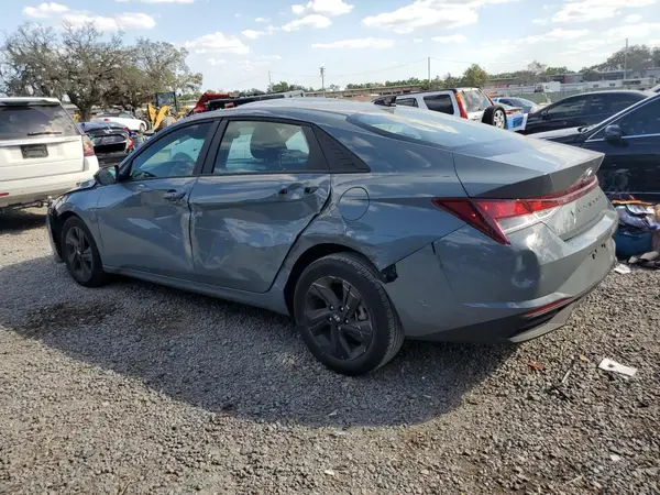 KMHLM4AG1PU392960 2023 HYUNDAI ELANTRA - Image 2