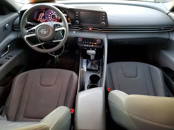 KMHLM4AG1PU406579 2023 HYUNDAI ELANTRA - Image 8