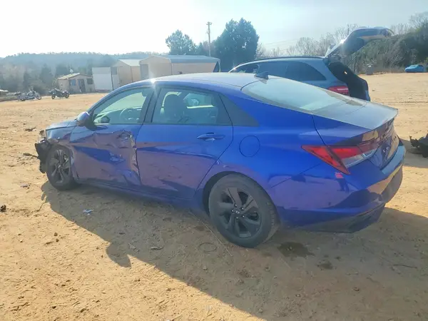 KMHLM4AG1PU409322 2023 HYUNDAI ELANTRA - Image 2