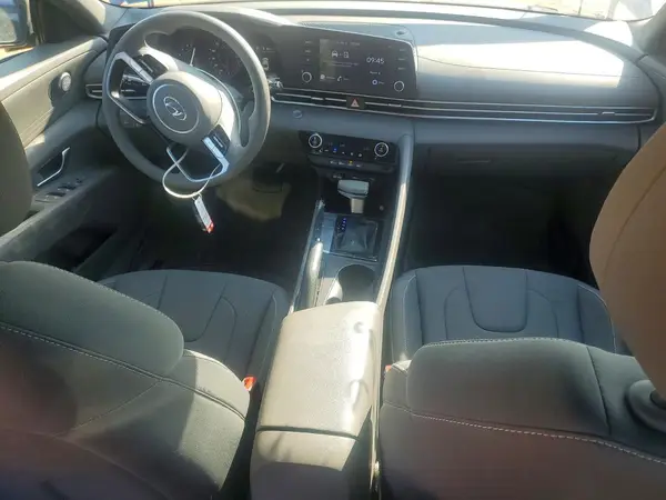 KMHLM4AG1PU409322 2023 HYUNDAI ELANTRA - Image 8
